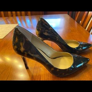 Ann Taylor patent leather tortoiseshell pumps